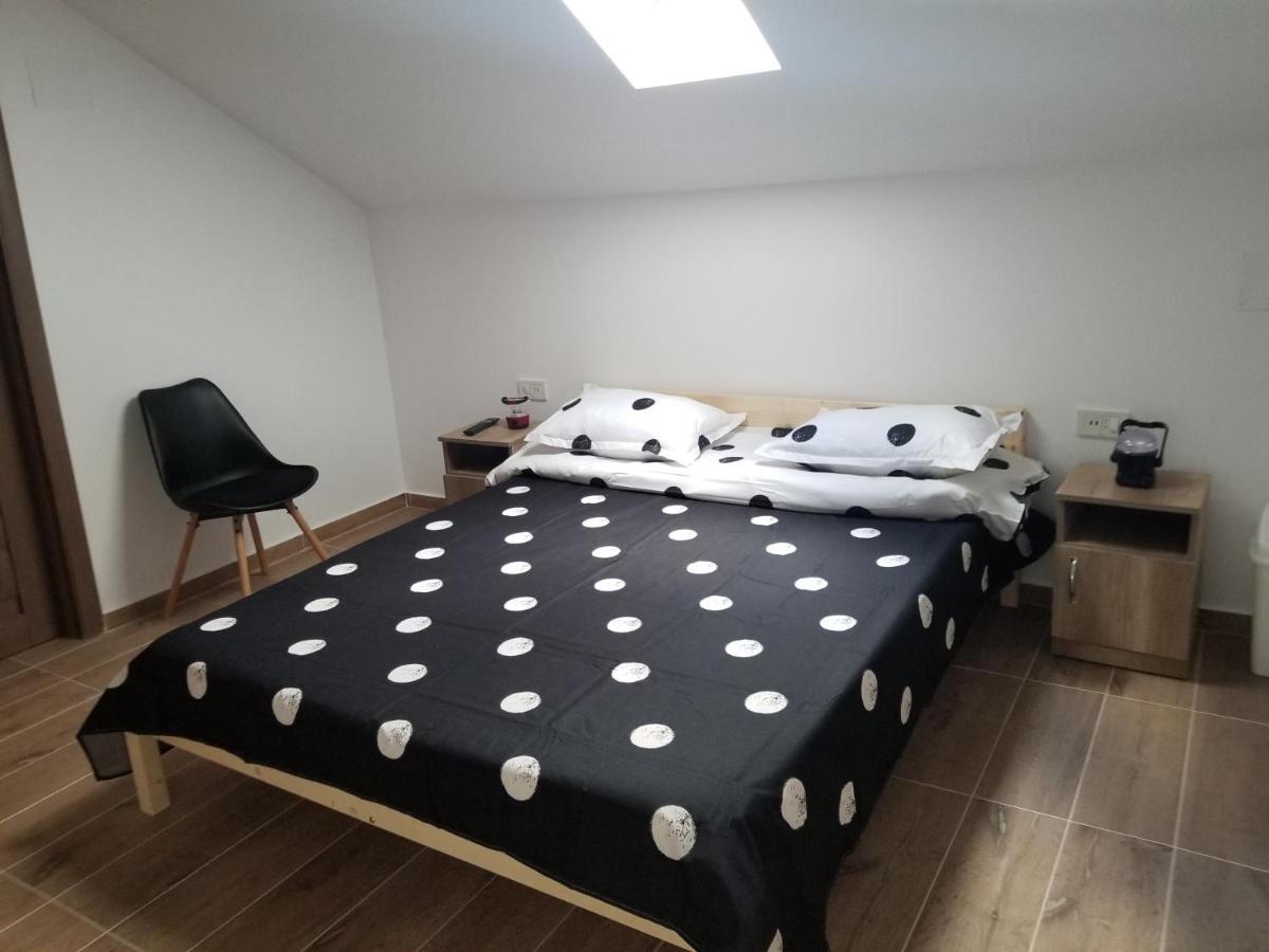 Autentic Adorabil Apartment Albestii Paminteni Eksteriør bilde